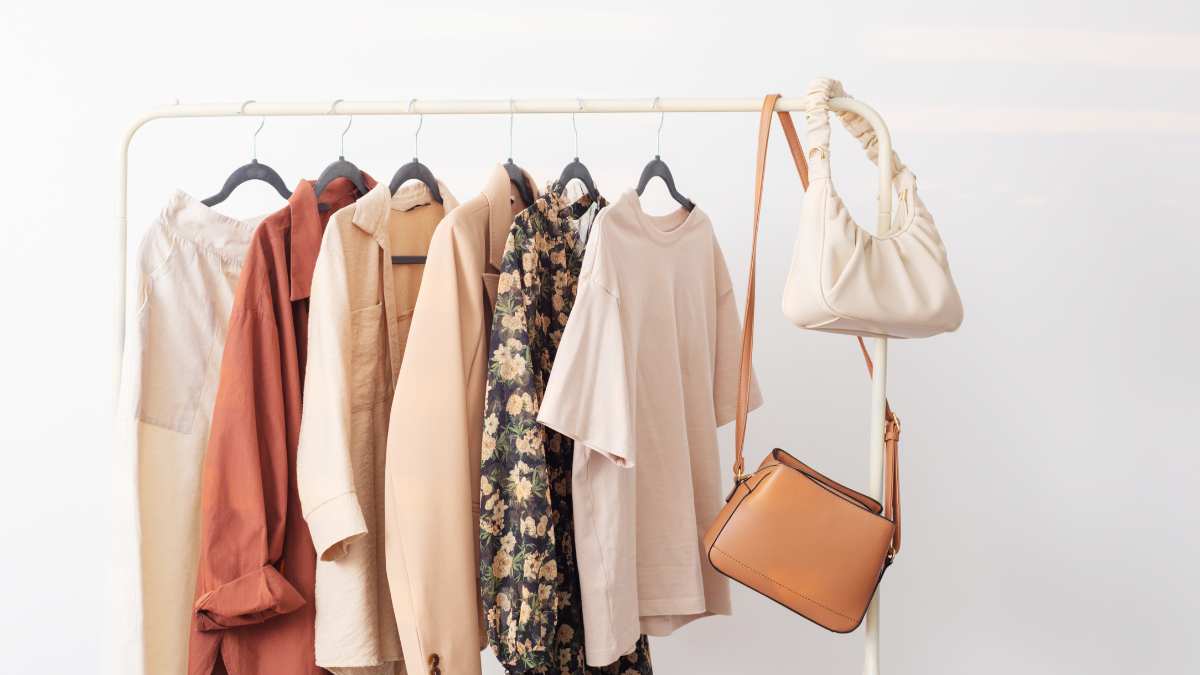 Ropa elegante de mujer: 16 prendas que no pueden faltar en tu fondo de  armario